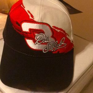Dale Earnhardt Hat Goodwrench #3 The Legend Chase